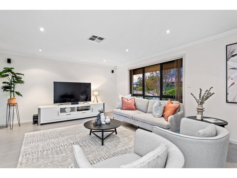 113 Grand Boulevard, Seaford Rise SA 5169