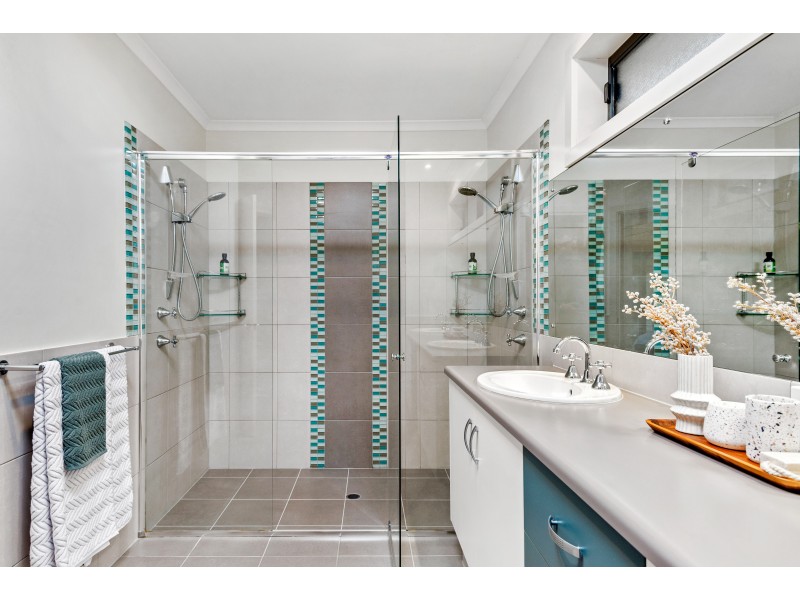 113 Grand Boulevard, Seaford Rise SA 5169