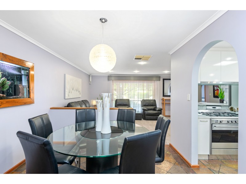 17 Verbena Court, Morphett Vale SA 5162