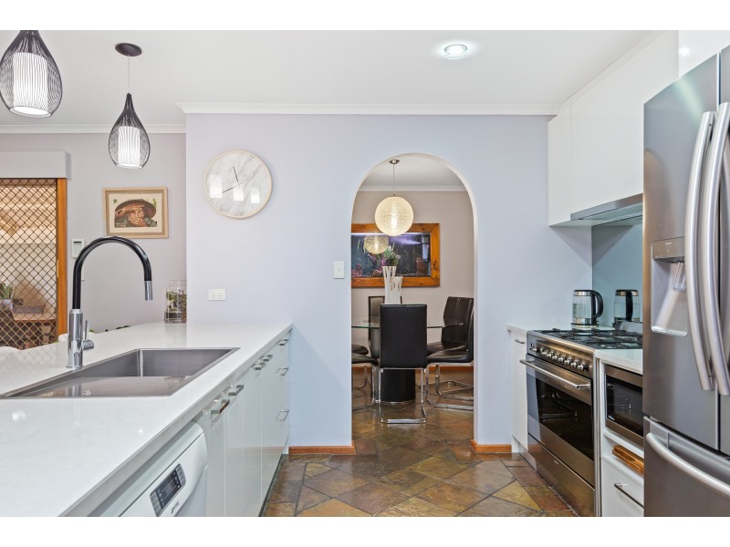 17 Verbena Court, Morphett Vale SA 5162