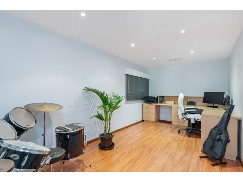 17 Verbena Court, Morphett Vale SA 5162