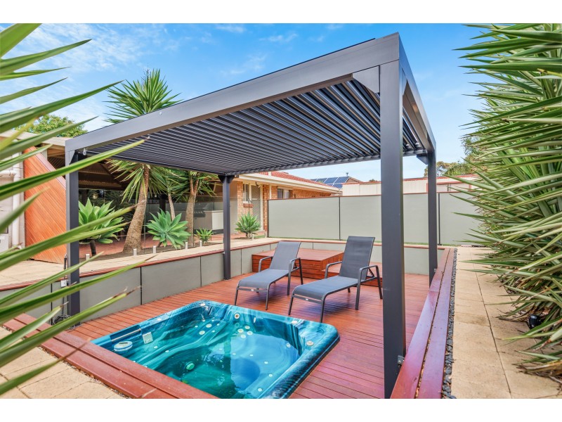 17 Verbena Court, Morphett Vale SA 5162