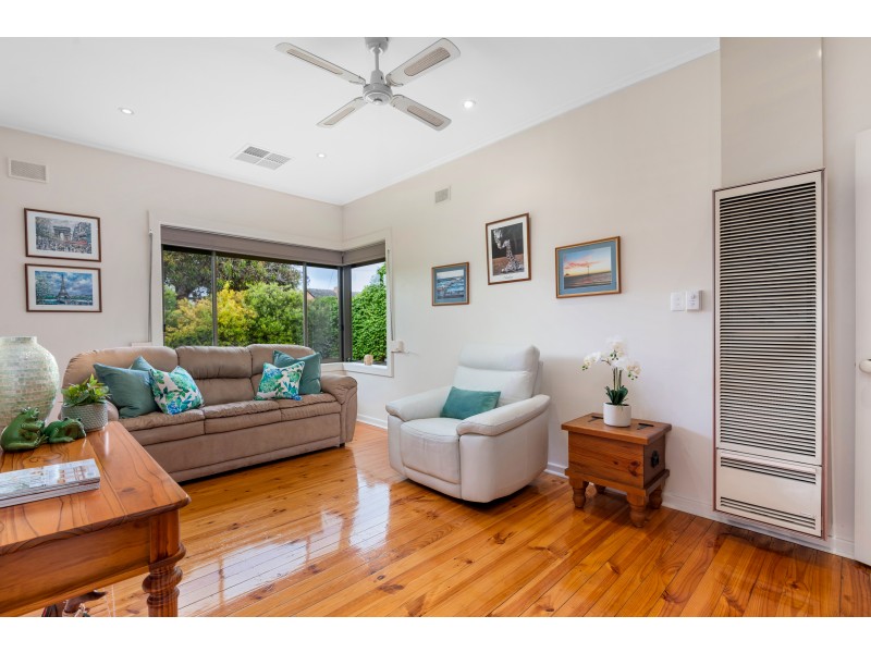 12 Laurence Street, Dover Gardens SA 5048