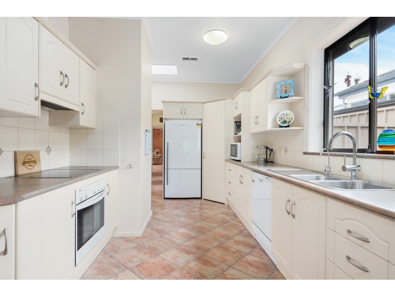 12 Laurence Street, Dover Gardens SA 5048