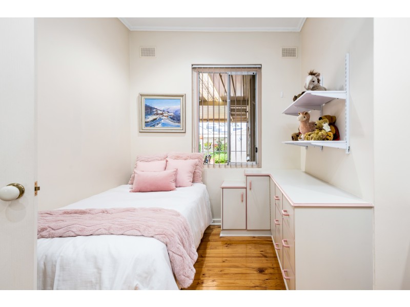 12 Laurence Street, Dover Gardens SA 5048