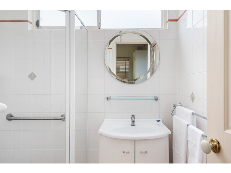 12 Laurence Street, Dover Gardens SA 5048