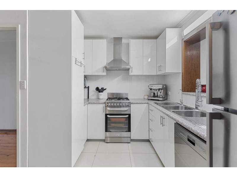 13 Wyoming Way, Happy Valley SA 5159