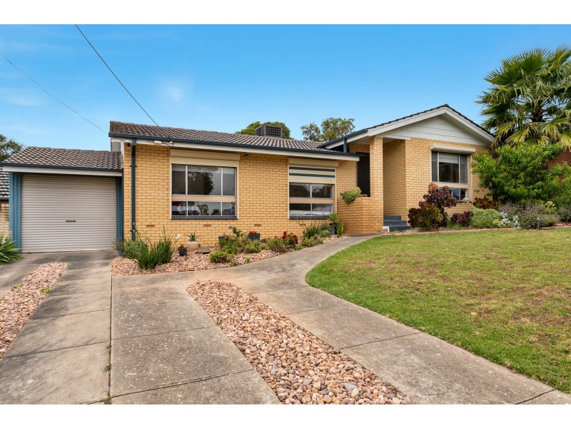 13 Wyoming Way, Happy Valley SA 5159