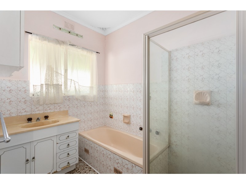 19 Deepdene Avenue, Mitchell Park SA 5043