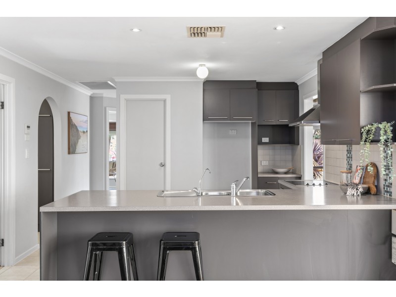 51 Scenic Drive, Old Noarlunga SA 5168