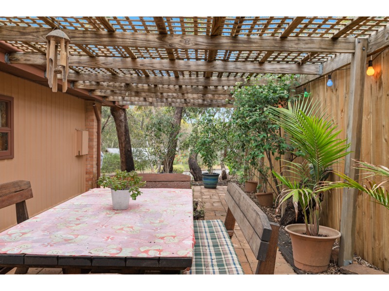 17 Lee Street, Eden Hills SA 5050