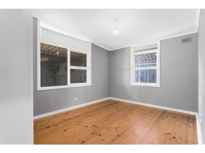 10 Caroona Avenue, Modbury Heights SA 5092