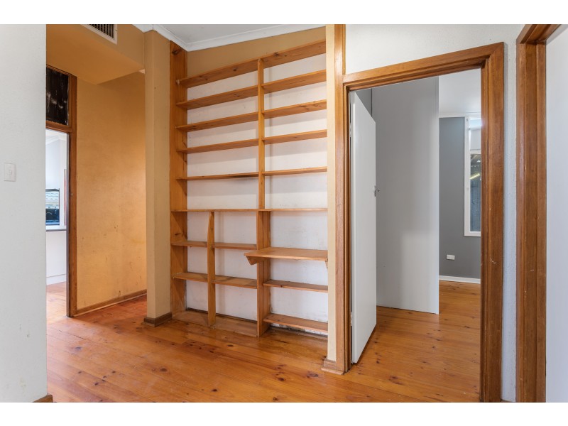 10 Caroona Avenue, Modbury Heights SA 5092