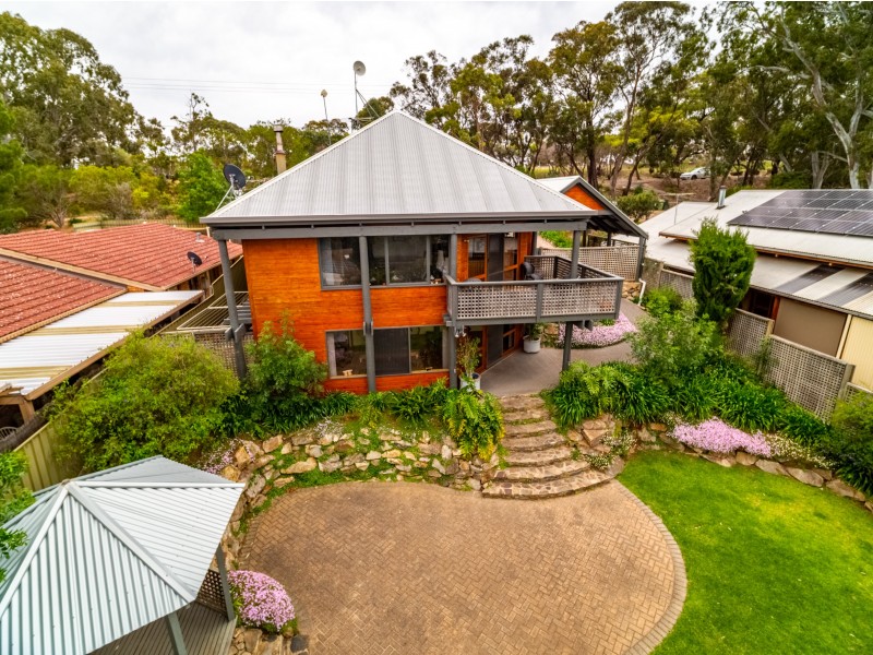 24 The Pines Close, Happy Valley SA 5159