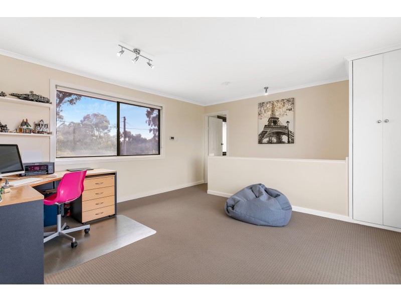 46 Glenloth Drive, Happy Valley SA 5159