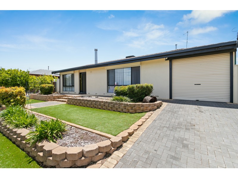 48 Lynlee Crescent, Huntfield Heights SA 5163