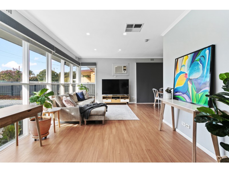 8 Wahratta Avenue, Morphett Vale SA 5162