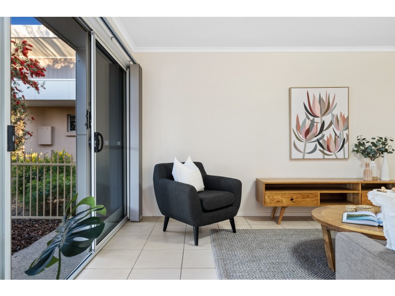 2 Goshawk Walk, Aldinga Beach SA 5173