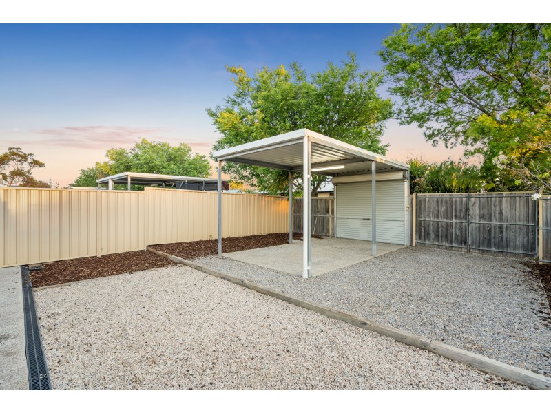2 Goshawk Walk, Aldinga Beach SA 5173