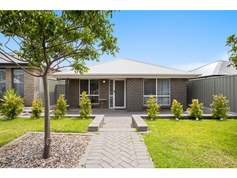 19 Hindmarsh Street, Seaford Heights SA 5169