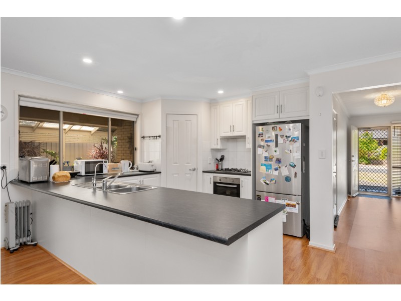 2 Anderson Court, Mount Compass SA 5210