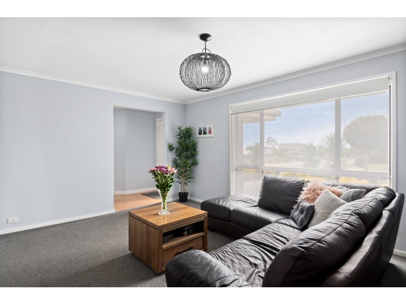 7 Clydesdale Court, Woodcroft SA 5162