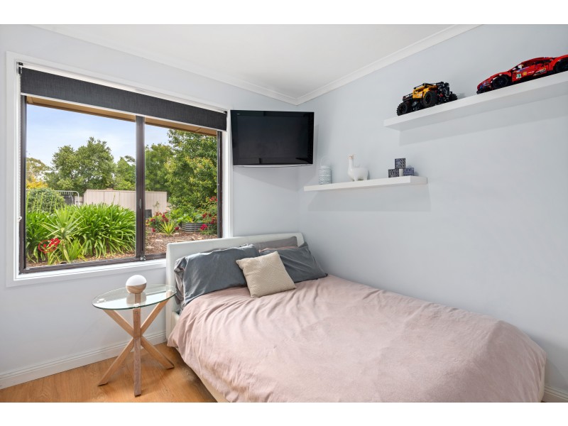 7 Clydesdale Court, Woodcroft SA 5162