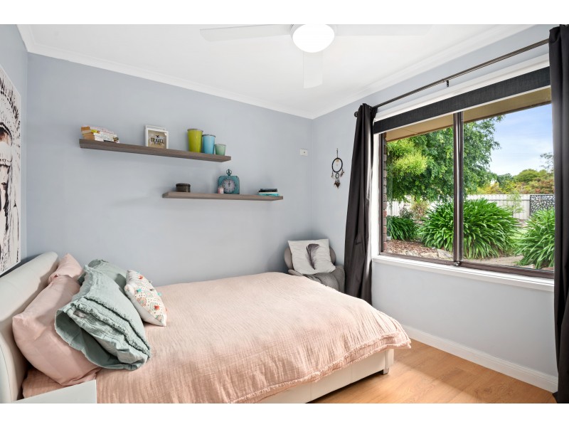 7 Clydesdale Court, Woodcroft SA 5162