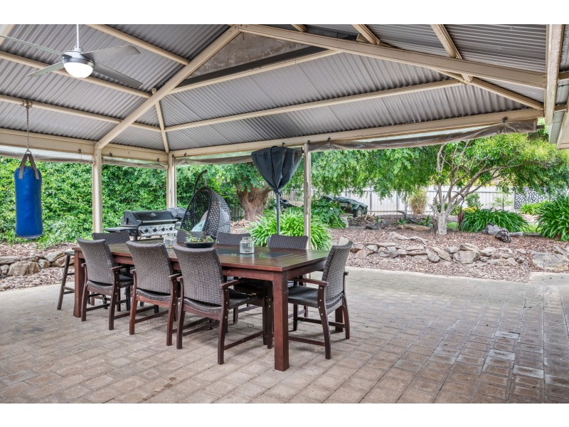 7 Clydesdale Court, Woodcroft SA 5162