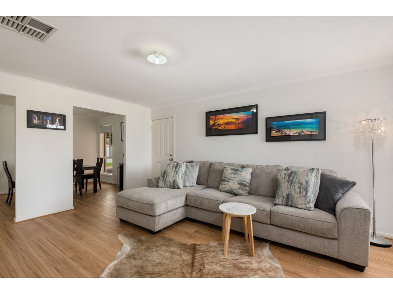 23 Blue Bay Avenue, Aldinga Beach SA 5173
