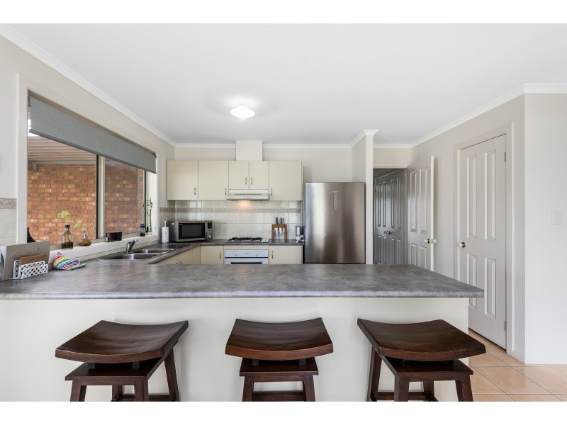 23 Blue Bay Avenue, Aldinga Beach SA 5173