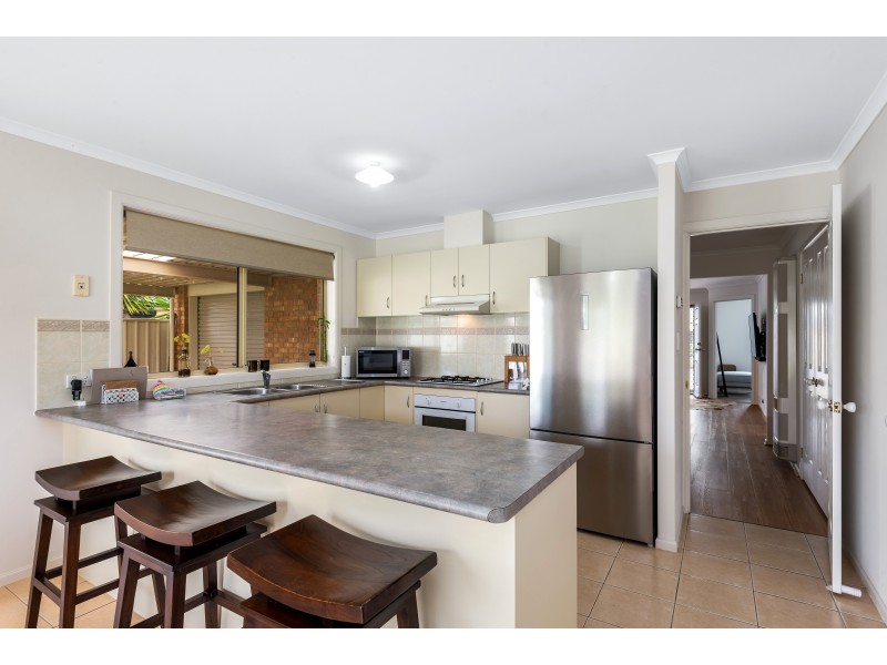 23 Blue Bay Avenue, Aldinga Beach SA 5173