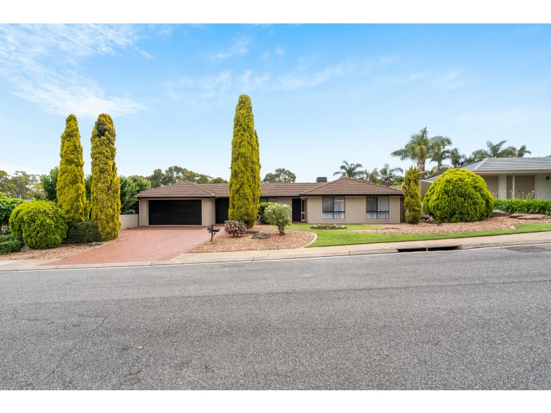 5 Mustang Crescent, Woodcroft SA 5162