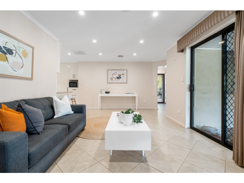 5 Mustang Crescent, Woodcroft SA 5162
