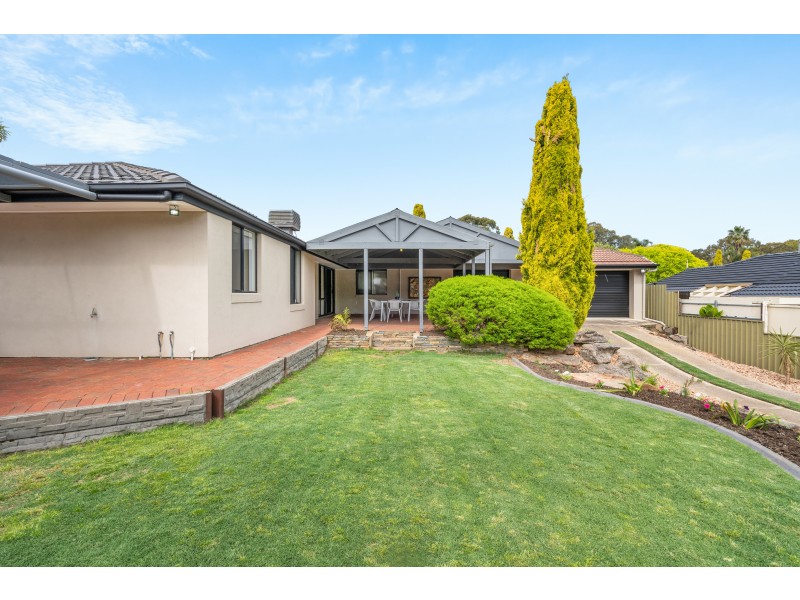 5 Mustang Crescent, Woodcroft SA 5162