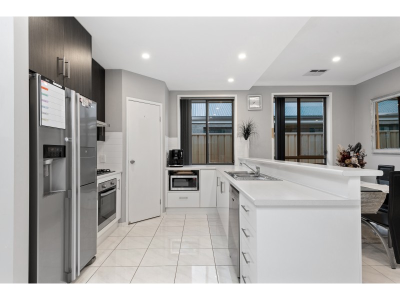 801 Grand Blvd, Seaford Meadows SA 5169