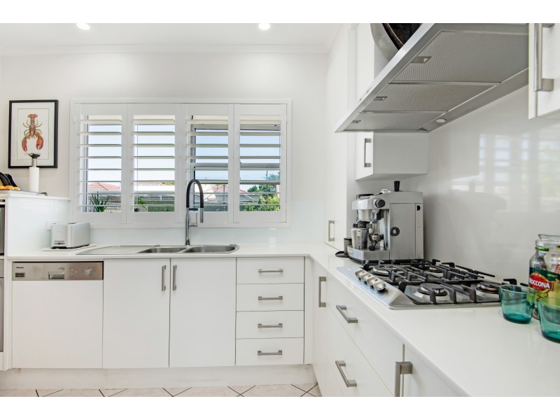 9 Atlantic Avenue, West Beach SA 5024