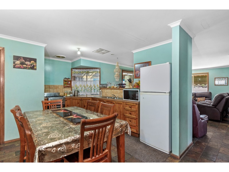 56 Emmerson Drive, Morphett Vale SA 5162