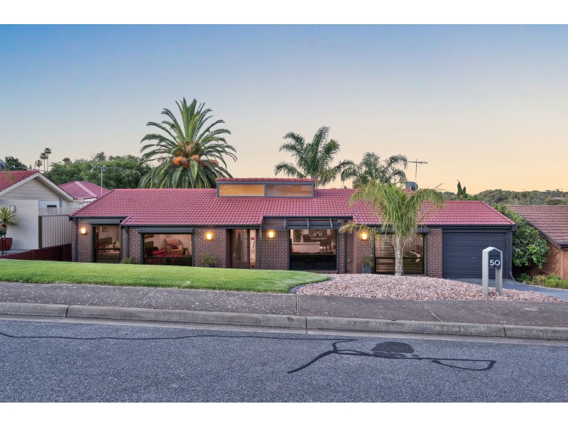 50 Doulton Drive, Trott Park SA 5158