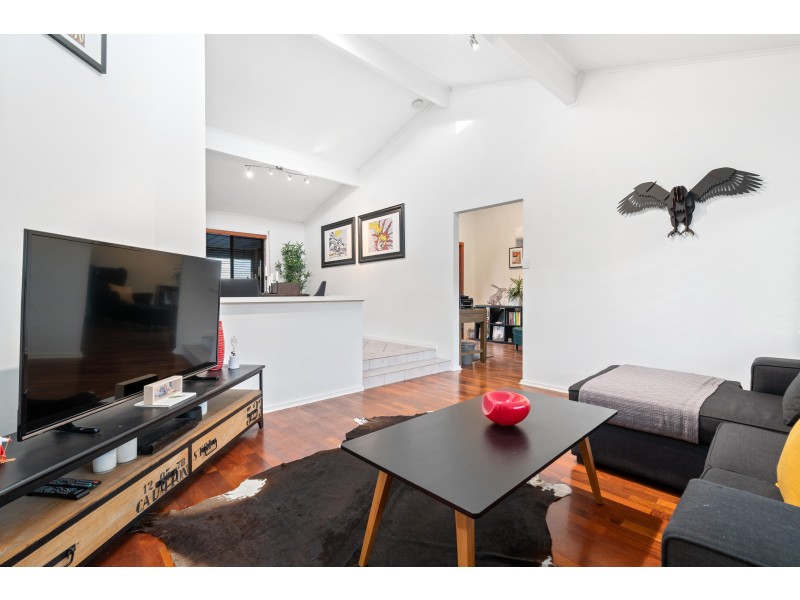 50 Doulton Drive, Trott Park SA 5158