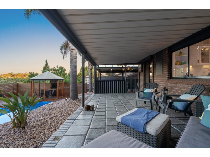 50 Doulton Drive, Trott Park SA 5158