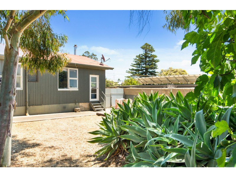 19 Wellington Avenue, Sellicks Beach SA 5174