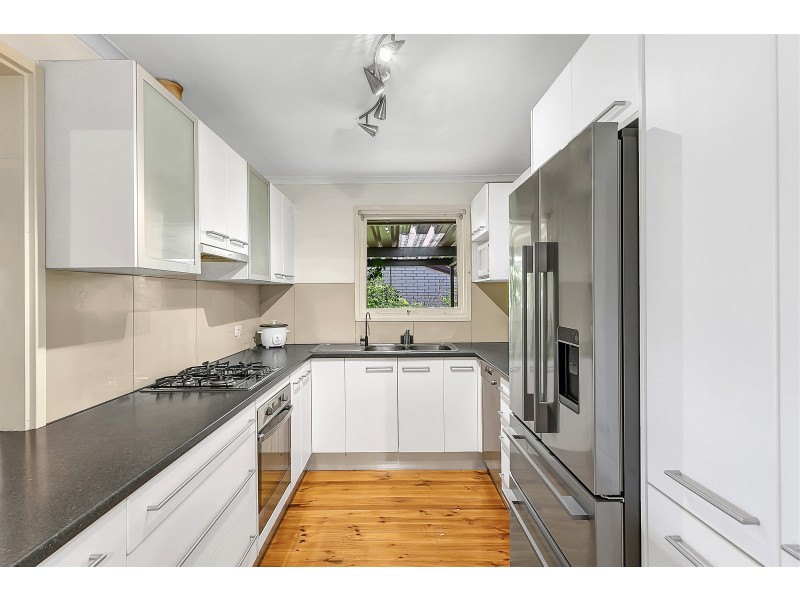 13 Redcraze Street, Aberfoyle Park SA 5159