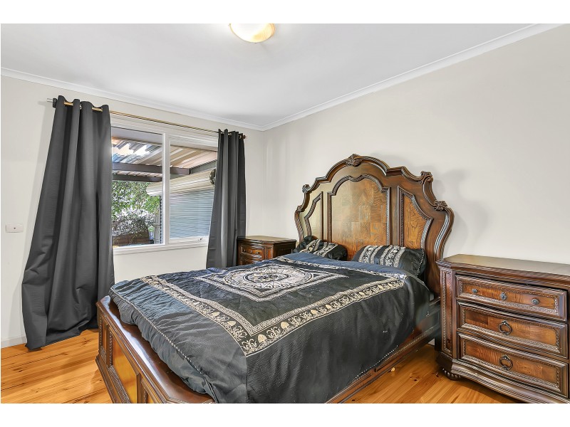13 Redcraze Street, Aberfoyle Park SA 5159