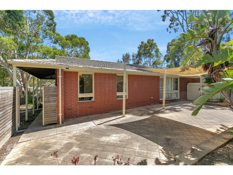 13 Redcraze Street, Aberfoyle Park SA 5159