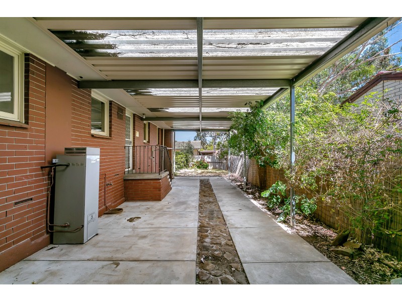 13 Redcraze Street, Aberfoyle Park SA 5159