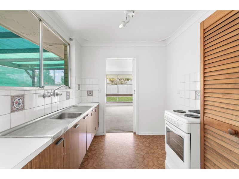 35 Ringwood Road, Morphett Vale SA 5162