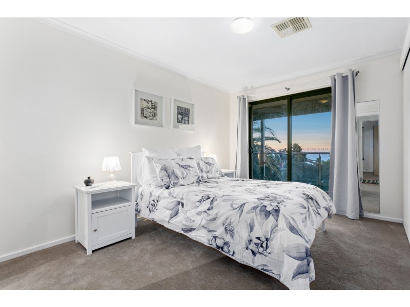 4 Tornado Avenue, Hallett Cove SA 5158