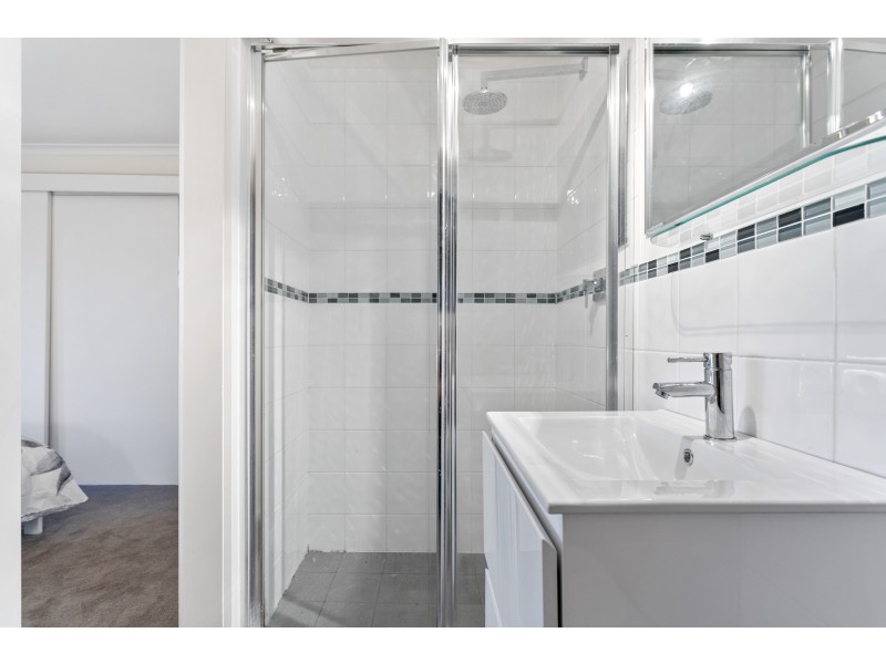 4 Tornado Avenue, Hallett Cove SA 5158