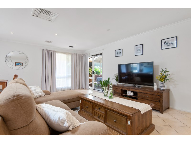 5 Rill Court, Aberfoyle Park SA 5159